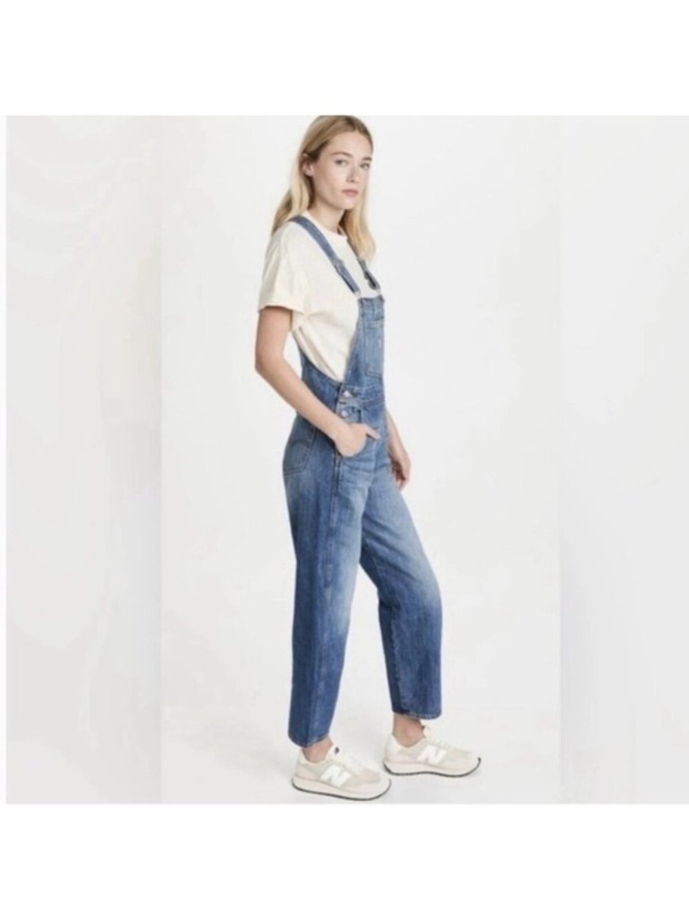 Levi's Medium Wash Cropped Denim Bib Overalls Size 26
